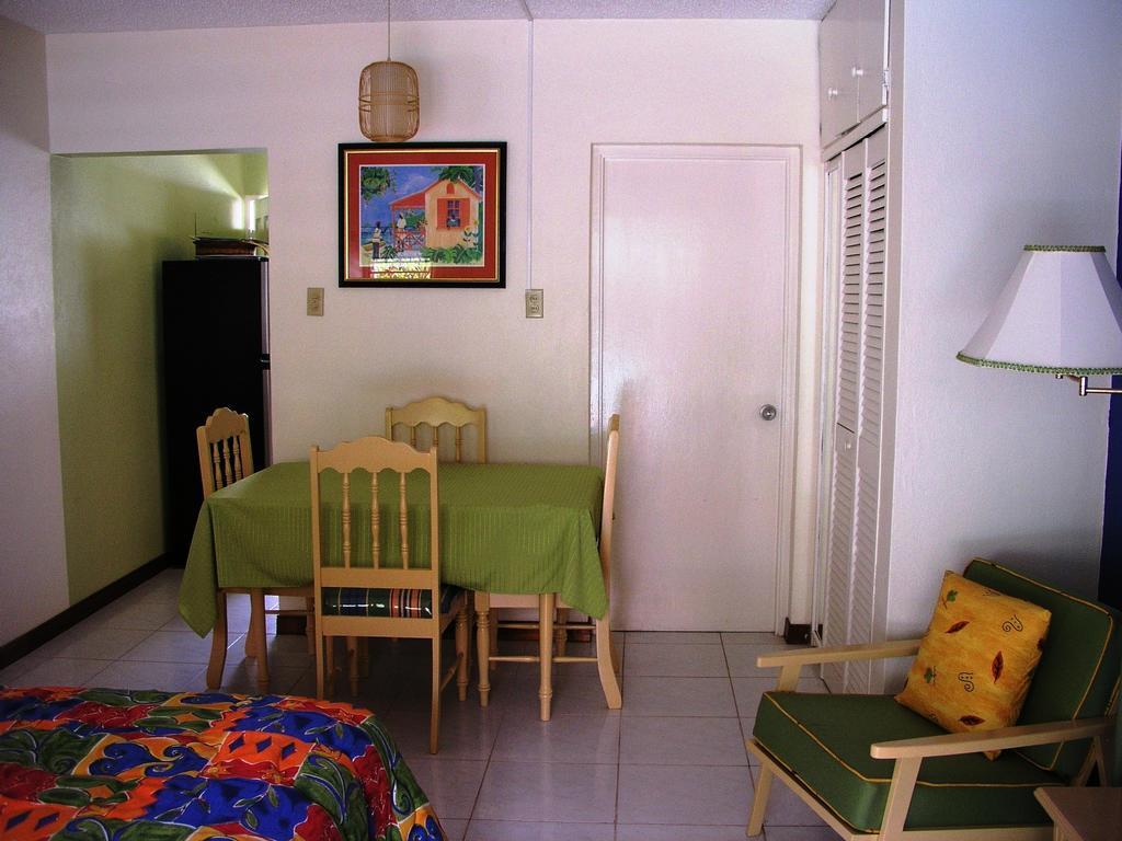 Chrisanns Beach Resort Очо Риос Стая снимка
