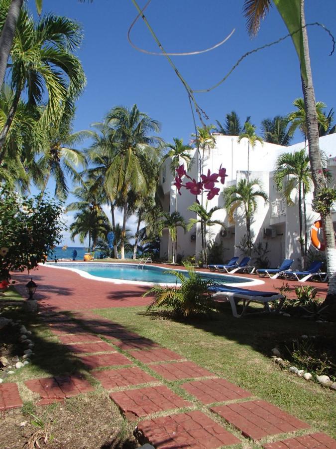 Chrisanns Beach Resort Очо Риос Екстериор снимка